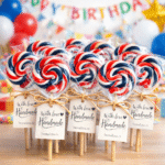 Cola lizalica u crveno crnoj i beloj boji za decu