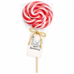 Crveno bela swirl lizalica kao poklon